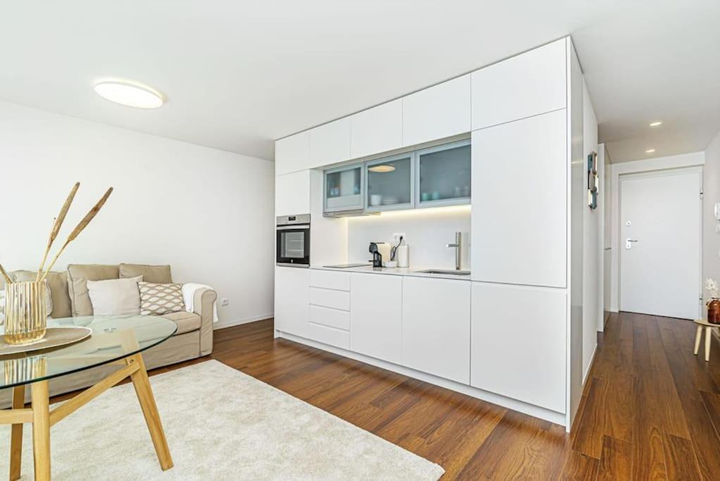 Bombarda Apartments VII By Innkeeper Porto Bagian luar foto